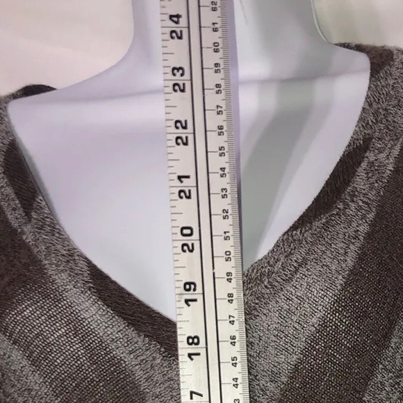 Kokoon NEW XS aschew you striped asymmetrical tunic top ultra tee merlot 98 - Picture 5 of 5